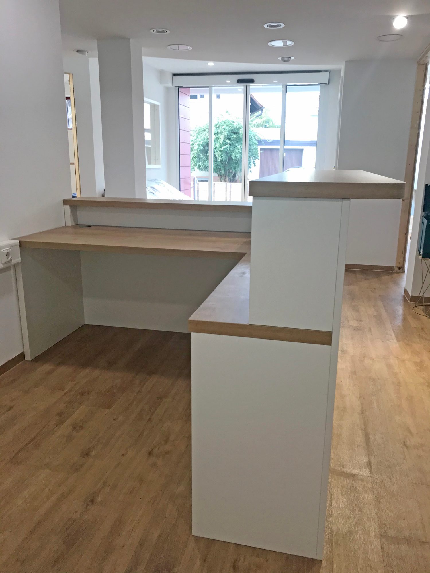 Theke im Eingangsbereich